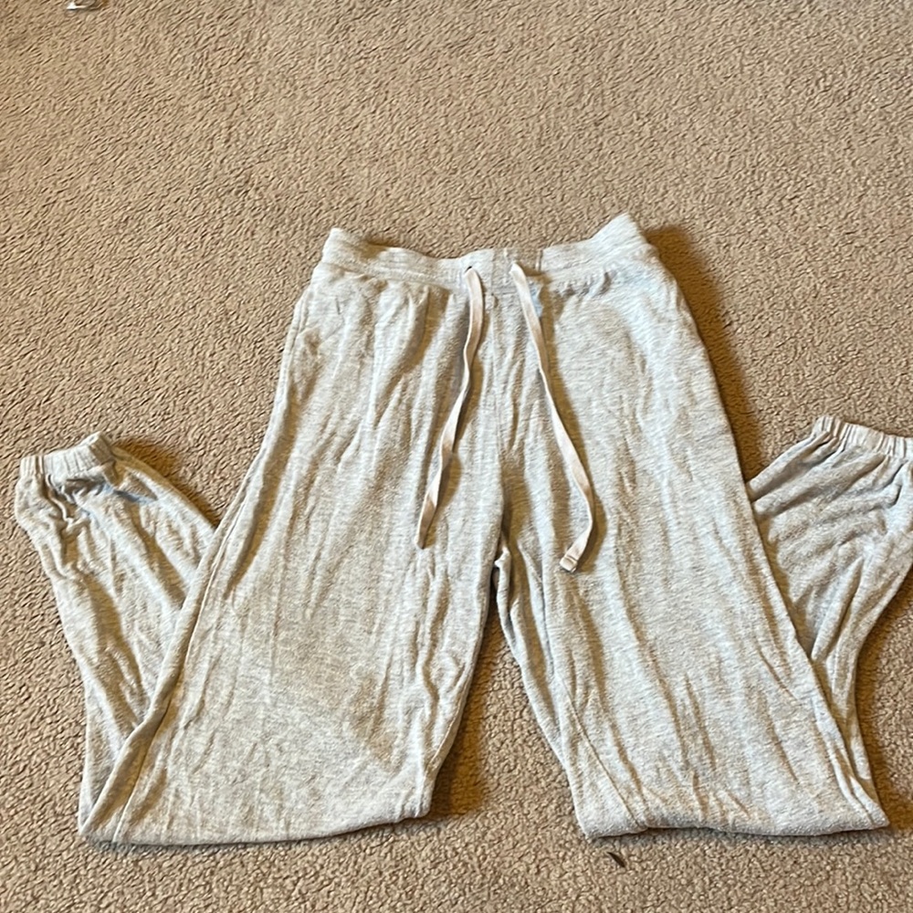 Aeropostale gray loose jogger/sweatpants